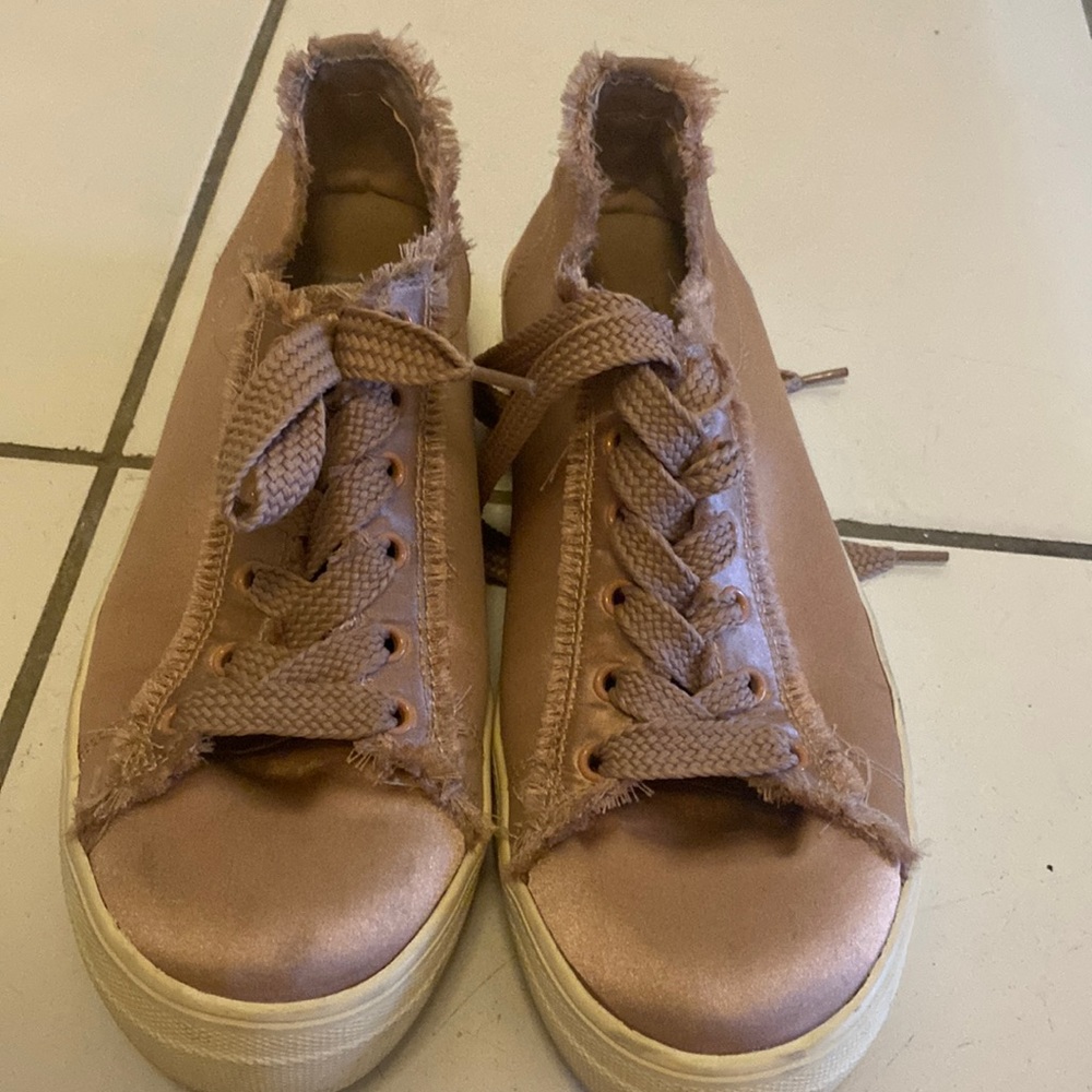 Steve Madden pink sneakers